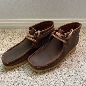 Clarks Wallabees Beeswax - 8 M US / 41 EU